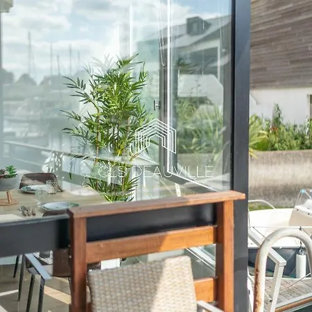 Le Ponton C.l.s Apartment *