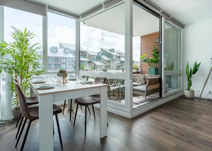 Le Ponton C.l.s * Deauville