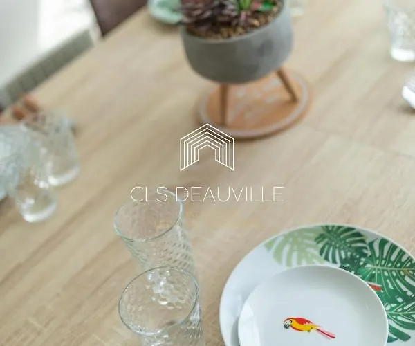 Le Ponton C.l.s Deauville