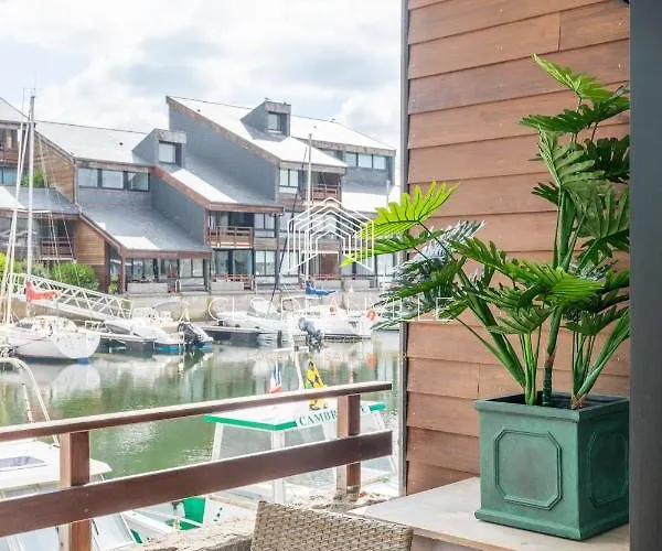 Le Ponton C.l.s * Deauville